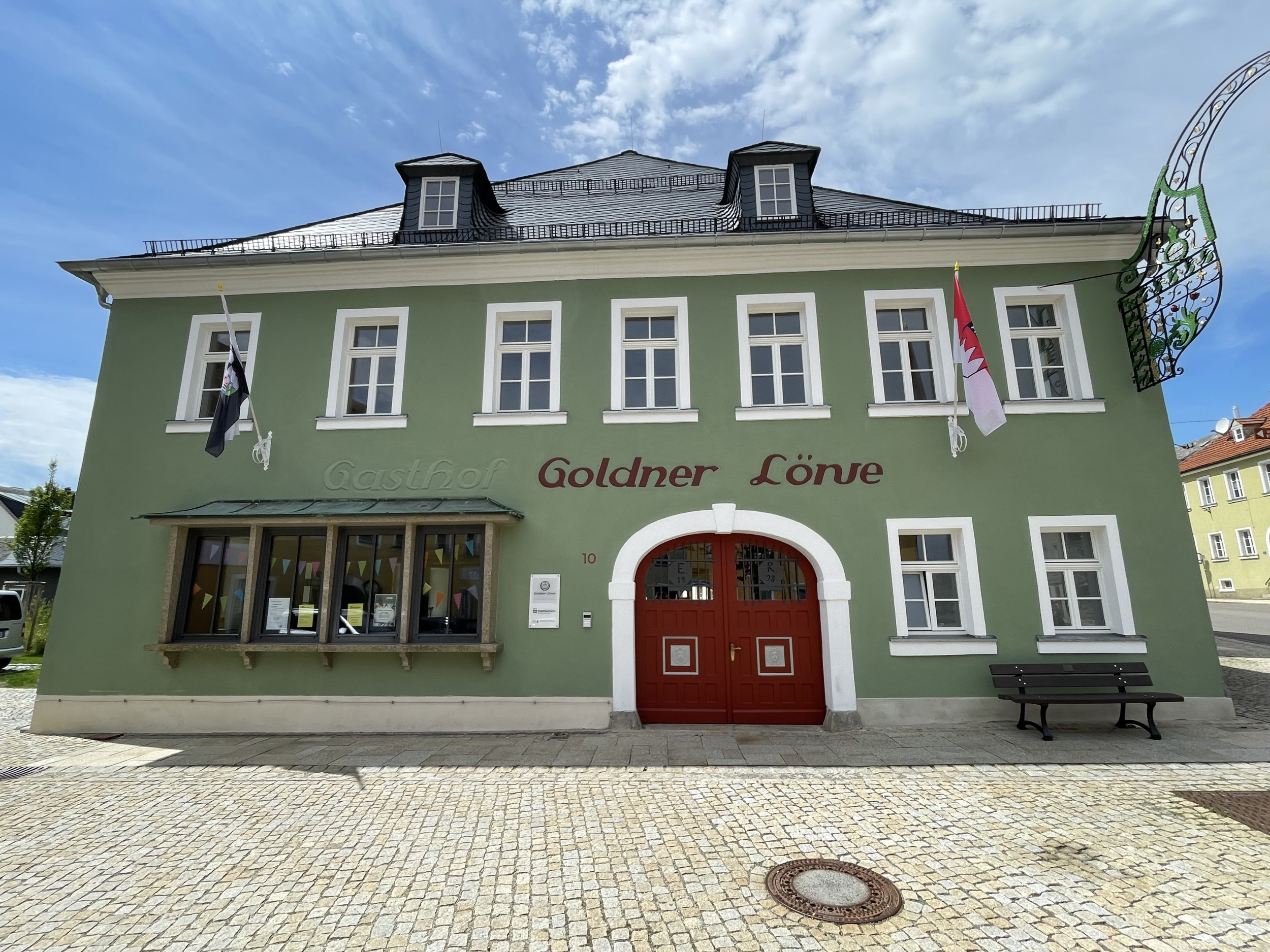 Purrucker Goldener Loewe 6